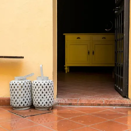 Ca Tugnin Dill Cich アパート