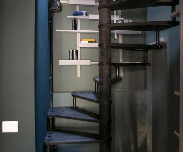 Ca Tugnin Dill Cich فيرّارا