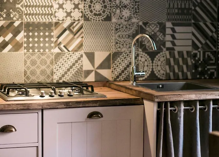 Ca Tugnin Dill Cich فيرّارا